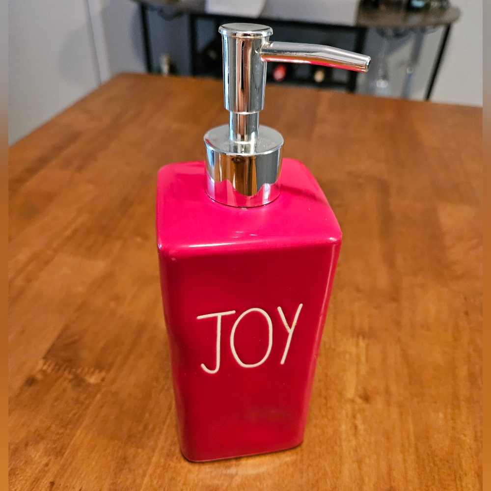 Raw Dunn soap dispensor